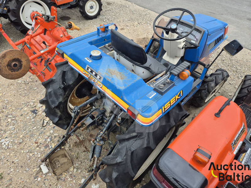 Iseki TU 200 - جرار: صور 4 Iseki TU 200 - جرار: صور 4