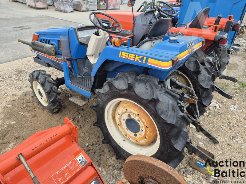 Iseki TU 200 - جرار: صور 3 Iseki TU 200 - جرار: صور 3