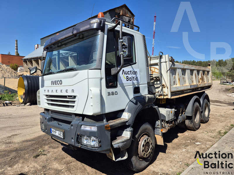 Iveco AD 260T - قلابات: صور 1 Iveco AD 260T - قلابات: صور 1