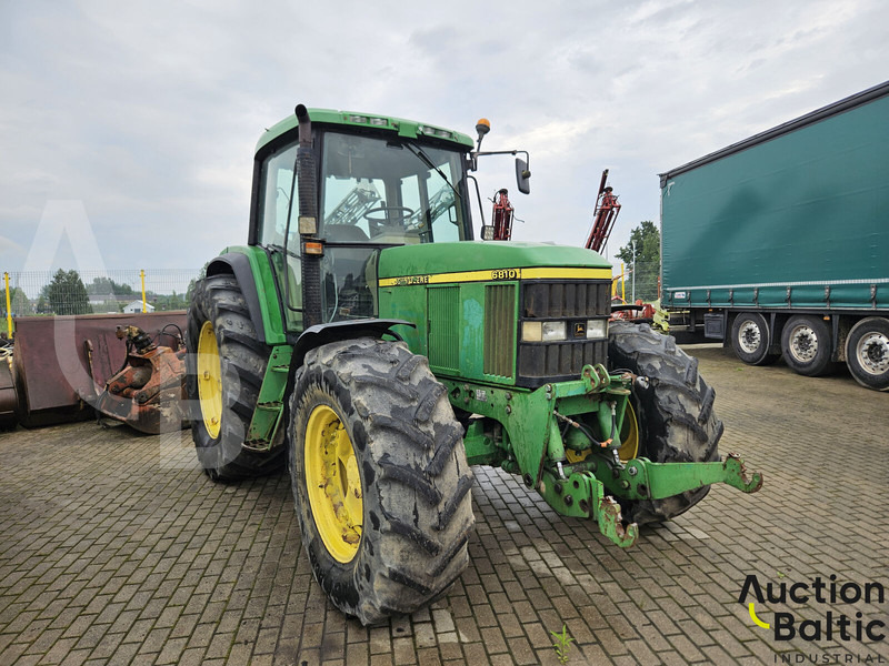 John Deere 6810 - جرار: صور 2 John Deere 6810 - جرار: صور 2