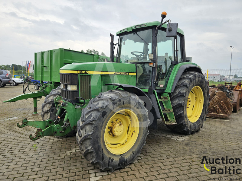 John Deere 6810 - جرار: صور 1 John Deere 6810 - جرار: صور 1