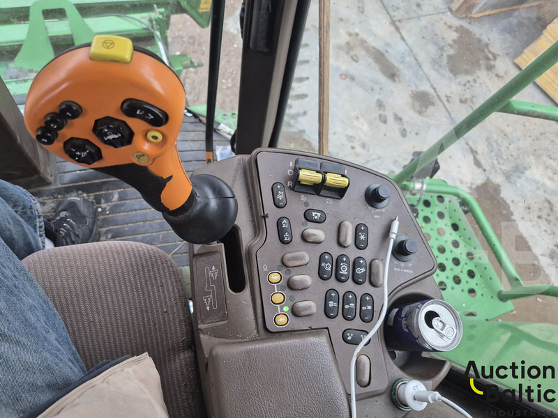حصادة شاملة لنقل الطعام John Deere 9540: صور 6 حصادة شاملة لنقل الطعام John Deere 9540: صور 6