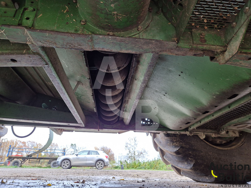 حصادة شاملة لنقل الطعام John Deere 9540: صور 10 حصادة شاملة لنقل الطعام John Deere 9540: صور 10