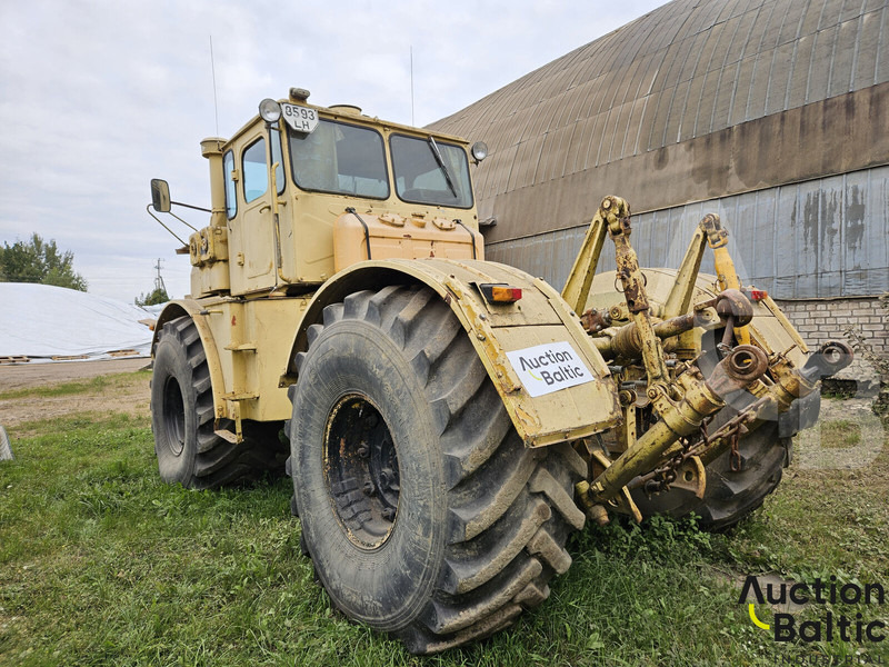 Kirovec K-701 - جرار: صور 4 Kirovec K-701 - جرار: صور 4