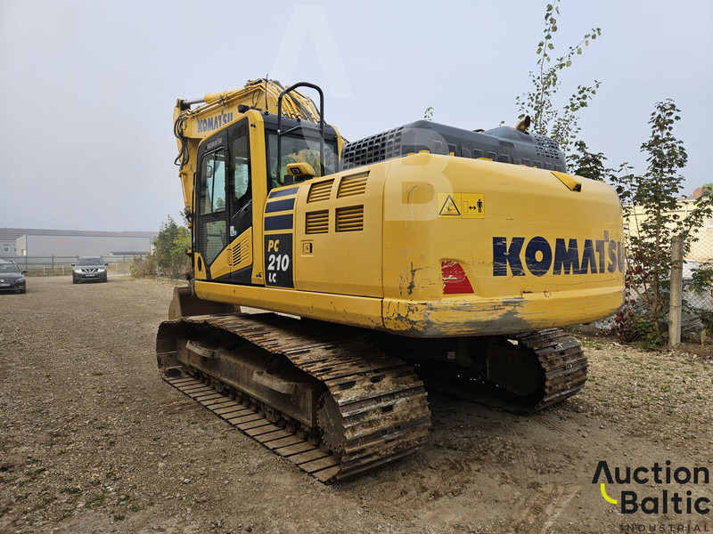 Komatsu PC210LC-11 - حفارات زحافة: صور 4 Komatsu PC210LC-11 - حفارات زحافة: صور 4