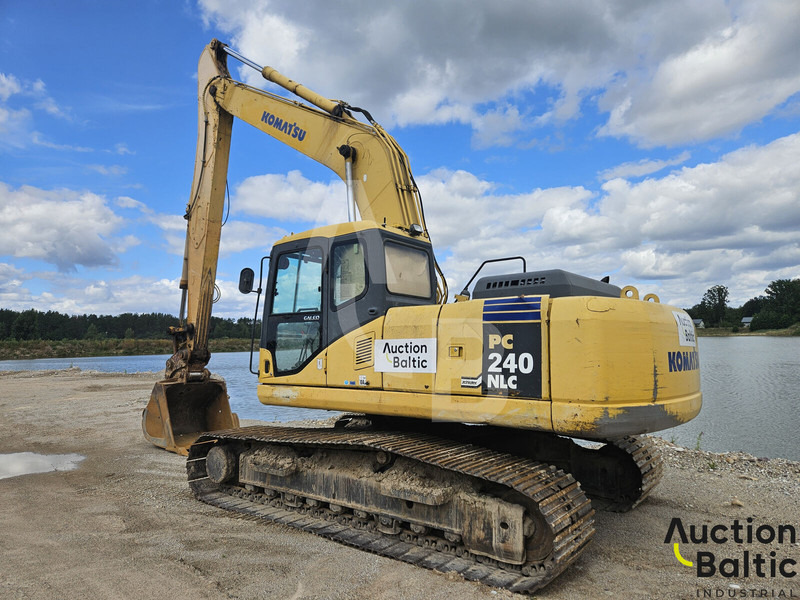 Komatsu PC240NLC-7K - حفارات زحافة: صور 3 Komatsu PC240NLC-7K - حفارات زحافة: صور 3