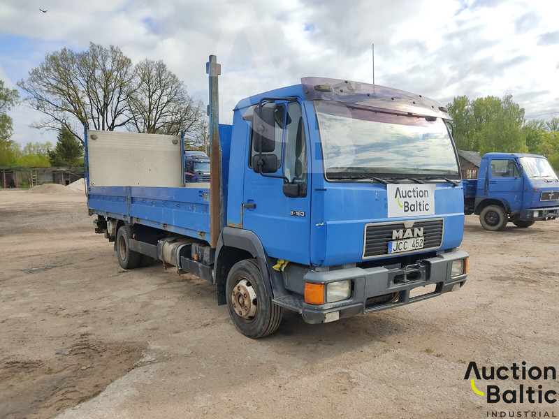 MAN L2000 - شاحنات مسطحة: صور 2 MAN L2000 - شاحنات مسطحة: صور 2