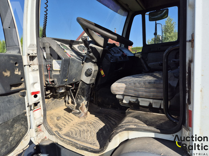 MAN L87PP18K10C - شاحنة نقل سيارات شاحنة, شاحنة كرين: صور 5 MAN L87PP18K10C - شاحنة نقل سيارات شاحنة, شاحنة كرين: صور 5