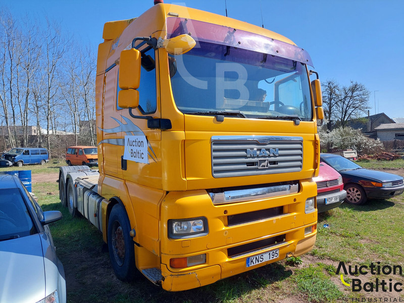 MAN TGA26.440 - شاحنة جرار: صور 2 MAN TGA26.440 - شاحنة جرار: صور 2