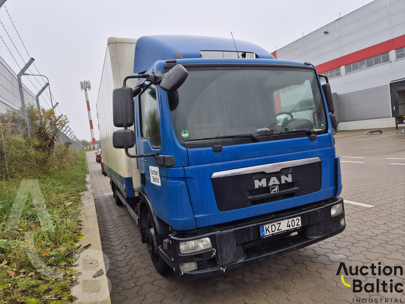 MAN TGL12.220 BL - بصندوق مغلق شاحنة: صور 2 MAN TGL12.220 BL - بصندوق مغلق شاحنة: صور 2