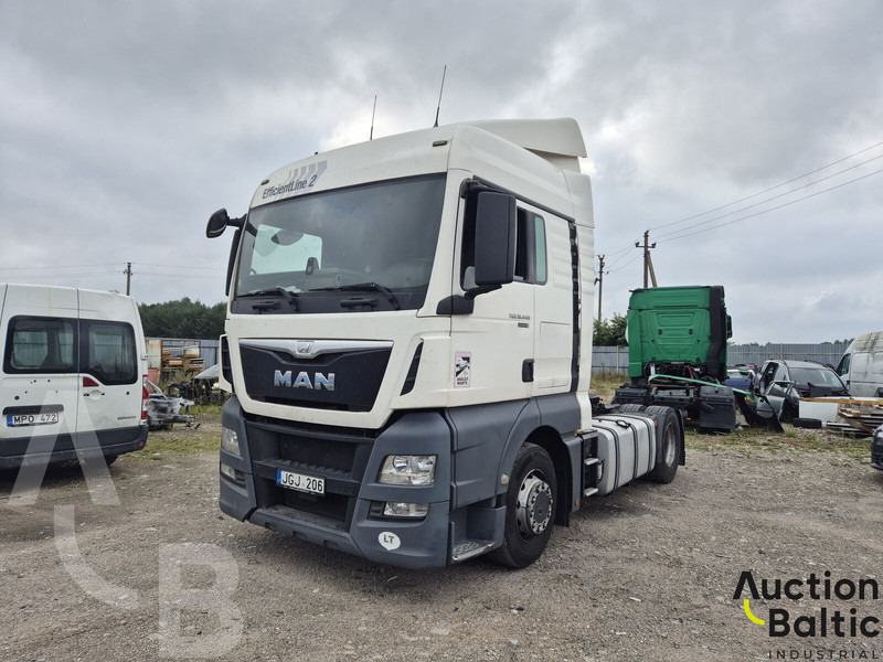 MAN TGX18.440 - شاحنة جرار: صور 2 MAN TGX18.440 - شاحنة جرار: صور 2