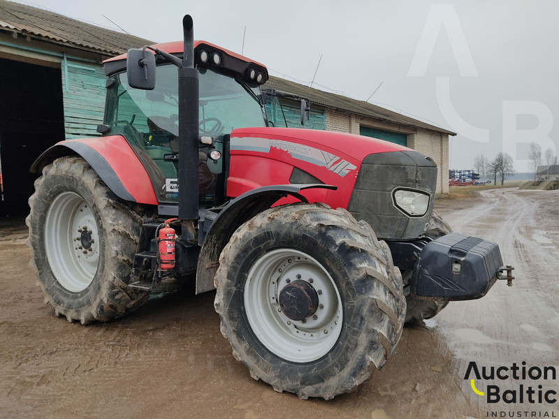 MCCORMICK E-PLUS - جرار: صور 1 MCCORMICK E-PLUS - جرار: صور 1
