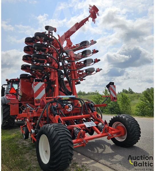 Maschio Giganten 600 33 RO - الة بذر: صور 2 Maschio Giganten 600 33 RO - الة بذر: صور 2