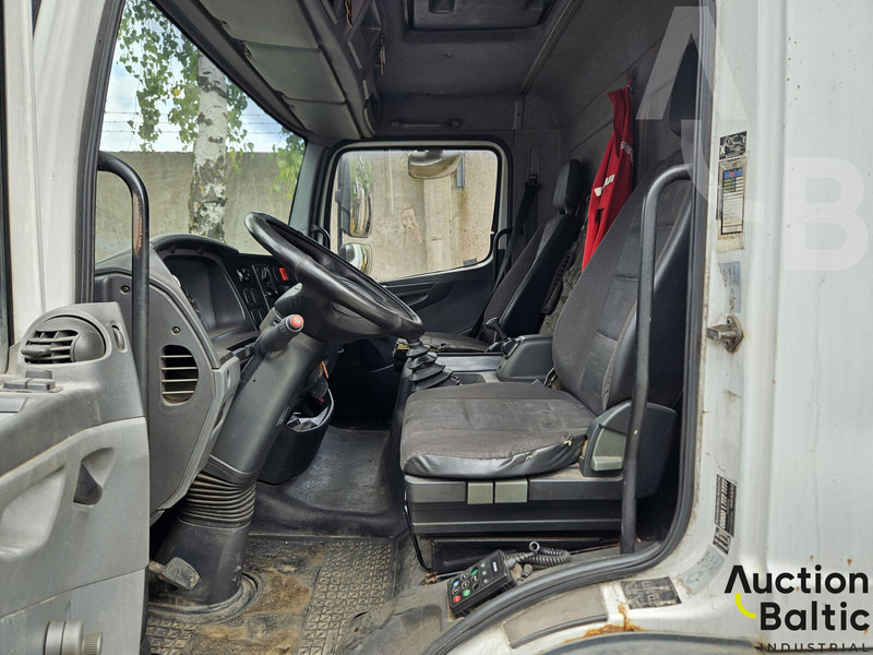 Mercedes-Benz 1018 - مبردة شاحنة: صور 5 Mercedes-Benz 1018 - مبردة شاحنة: صور 5