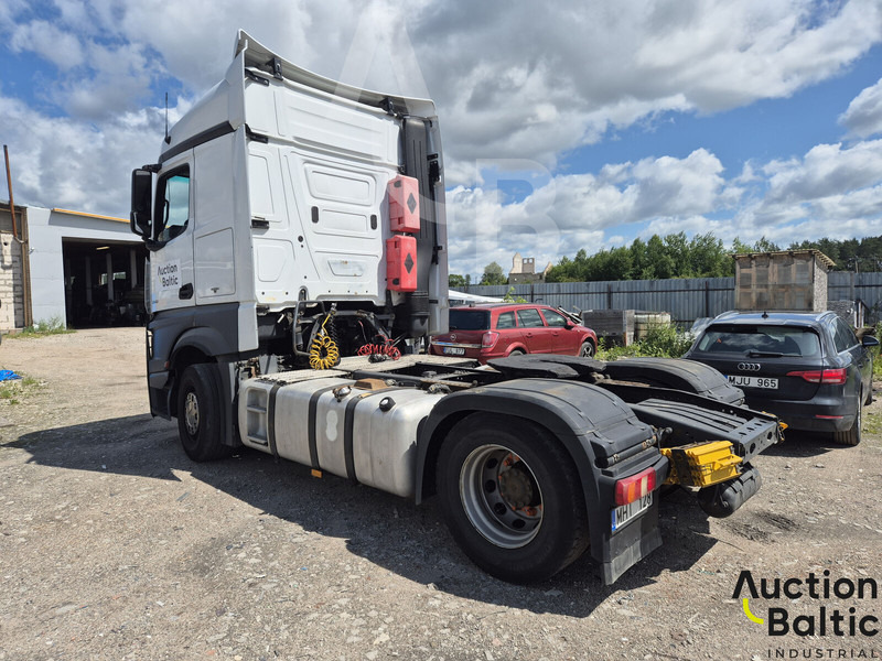 Mercedes-Benz Actros 1843 - شاحنة جرار: صور 5 Mercedes-Benz Actros 1843 - شاحنة جرار: صور 5