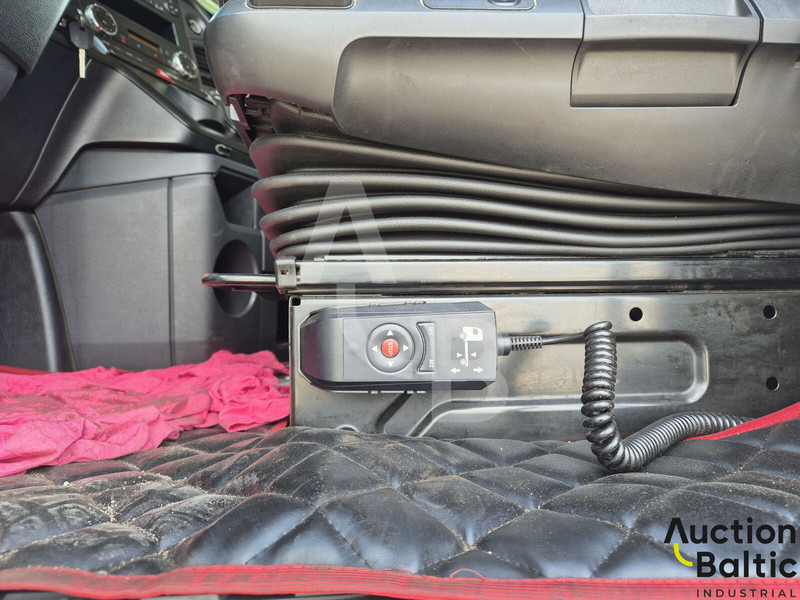 شاحنة جرار Mercedes-Benz Actros 1843: صور 7 شاحنة جرار Mercedes-Benz Actros 1843: صور 7