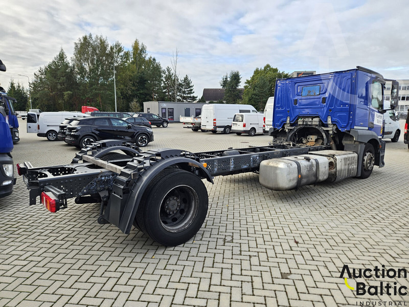 Mercedes-Benz Actros 1843 - الشاسيه شاحنة: صور 4 Mercedes-Benz Actros 1843 - الشاسيه شاحنة: صور 4
