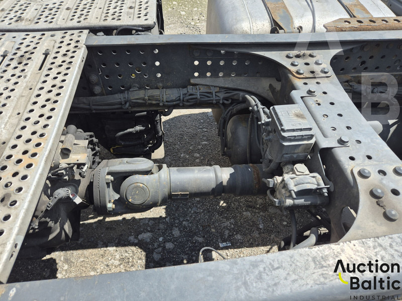 شاحنة جرار Mercedes-Benz Actros 1843: صور 19 شاحنة جرار Mercedes-Benz Actros 1843: صور 19