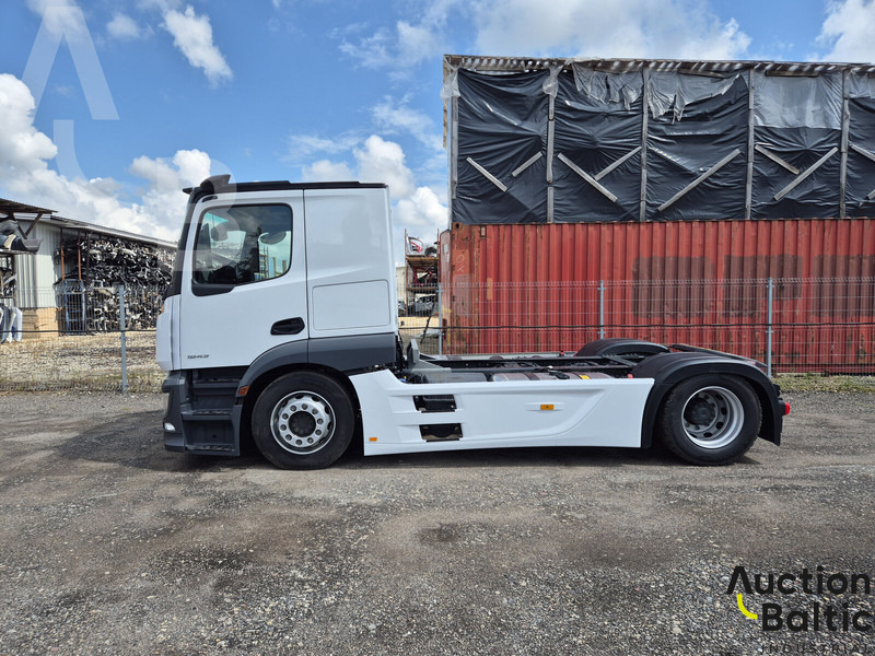 Mercedes-Benz Actros 1843 - شاحنة جرار: صور 3 Mercedes-Benz Actros 1843 - شاحنة جرار: صور 3