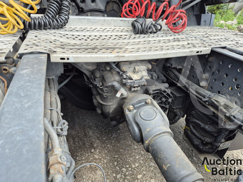 شاحنة جرار Mercedes-Benz Actros 1843: صور 20 شاحنة جرار Mercedes-Benz Actros 1843: صور 20