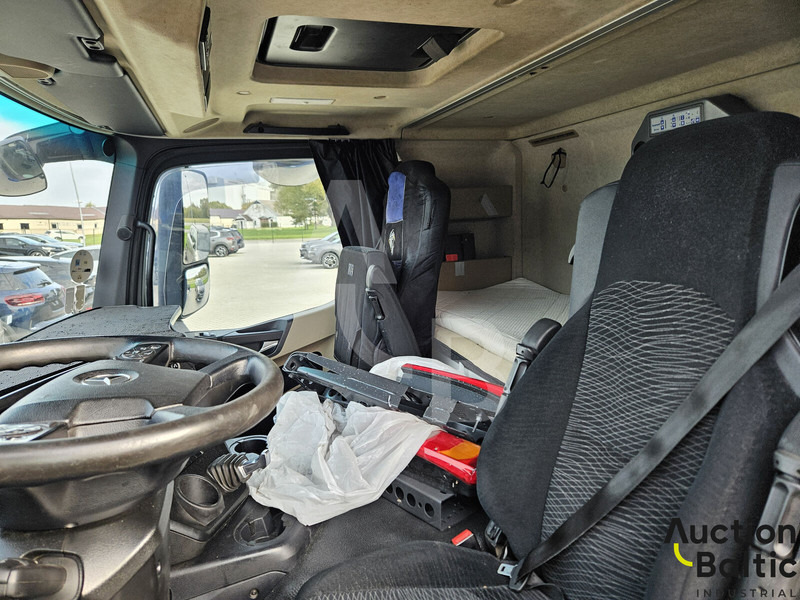 Mercedes-Benz Actros 1843 - الشاسيه شاحنة: صور 5 Mercedes-Benz Actros 1843 - الشاسيه شاحنة: صور 5