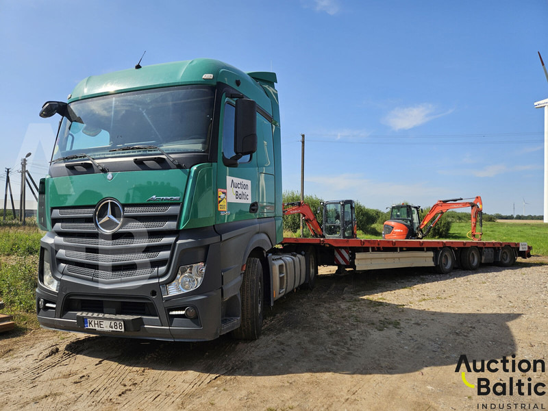 Mercedes-Benz Actros 1845 - شاحنة جرار: صور 1 Mercedes-Benz Actros 1845 - شاحنة جرار: صور 1