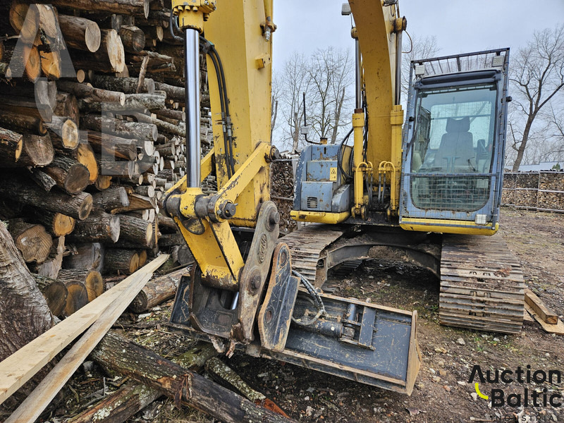 New Holland E 145 - حفارات زحافة: صور 3 New Holland E 145 - حفارات زحافة: صور 3