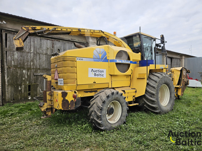 New Holland FX 50 - حصادة الأعلاف: صور 3 New Holland FX 50 - حصادة الأعلاف: صور 3