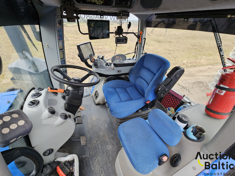 New Holland T 8.410 - جرار: صور 4 New Holland T 8.410 - جرار: صور 4