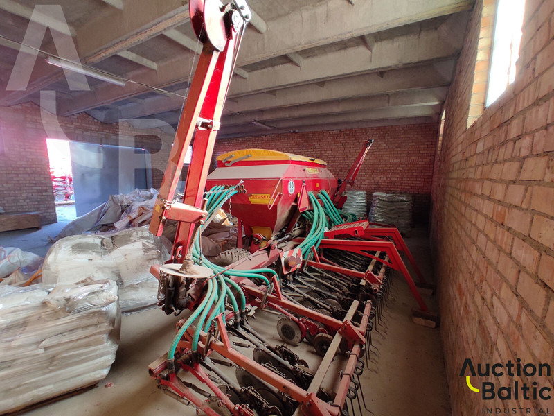 PNEUSEJ 6MV48 - الة بذر: صور 3 PNEUSEJ 6MV48 - الة بذر: صور 3