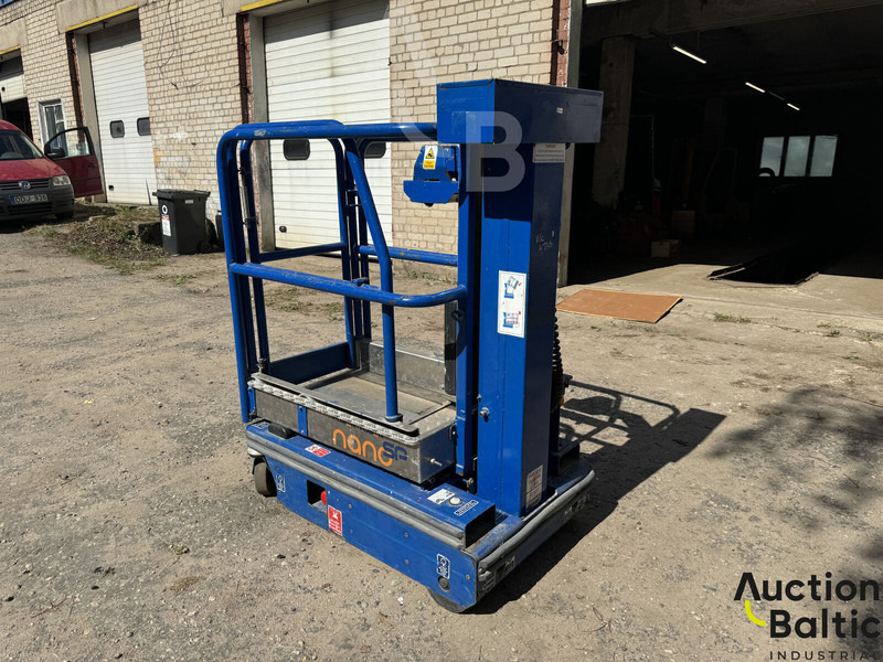 Power Tower Nano SP - منصات هيدروليكية متنقلة: صور 1 Power Tower Nano SP - منصات هيدروليكية متنقلة: صور 1
