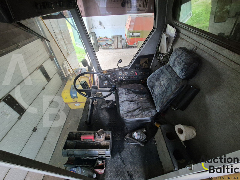 Sampo-Rosenlew SR 2075 TS - حصادة شاملة: صور 5 Sampo-Rosenlew SR 2075 TS - حصادة شاملة: صور 5