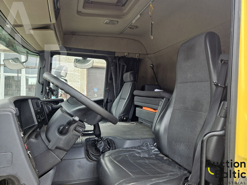 Scania P 380 - سيارة السحب للتصليح: صور 5 Scania P 380 - سيارة السحب للتصليح: صور 5