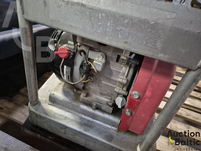 Swepac F.90A - صفائح اهتزازية: صور 4 Swepac F.90A - صفائح اهتزازية: صور 4