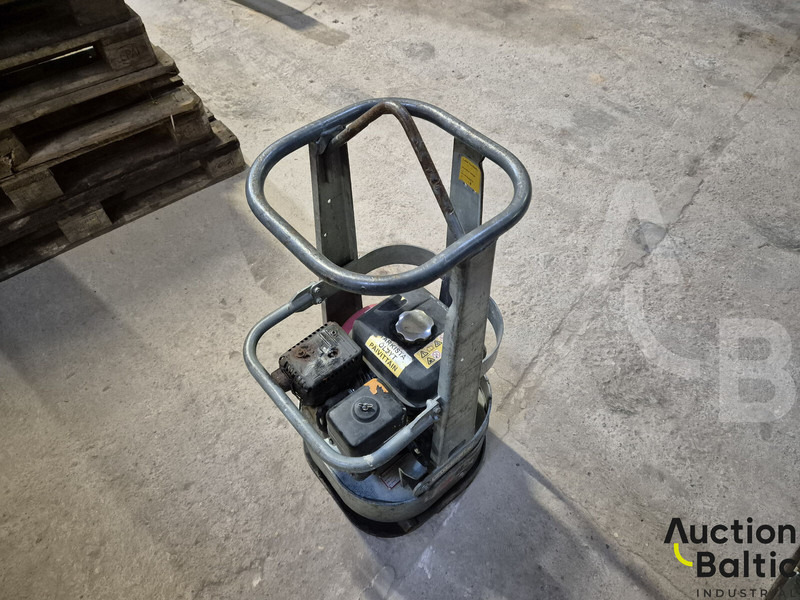 Swepac FR85 - صفائح اهتزازية: صور 1 Swepac FR85 - صفائح اهتزازية: صور 1