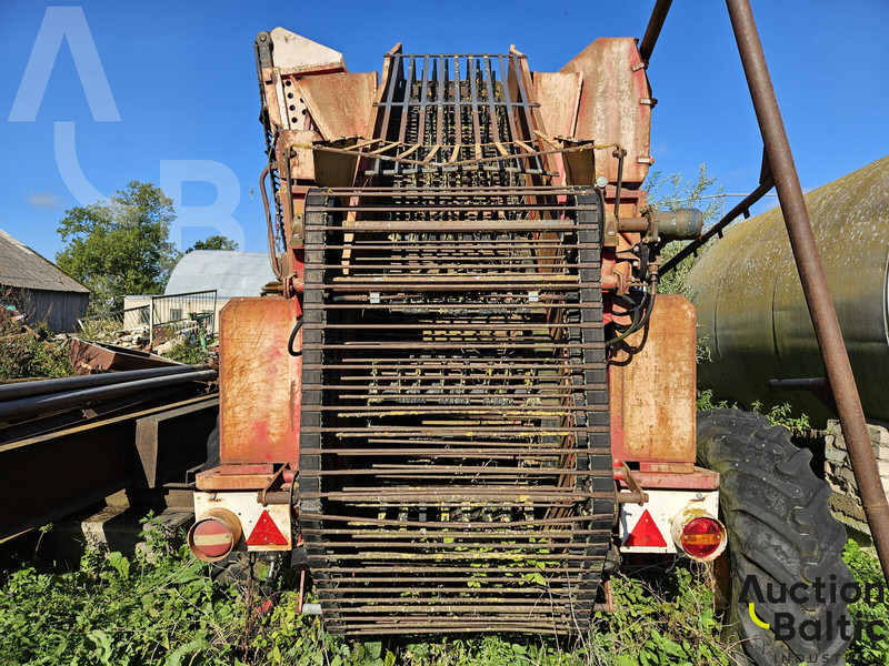 TIM Sugar beet harvester - حصادة شاملة: صور 3 TIM Sugar beet harvester - حصادة شاملة: صور 3
