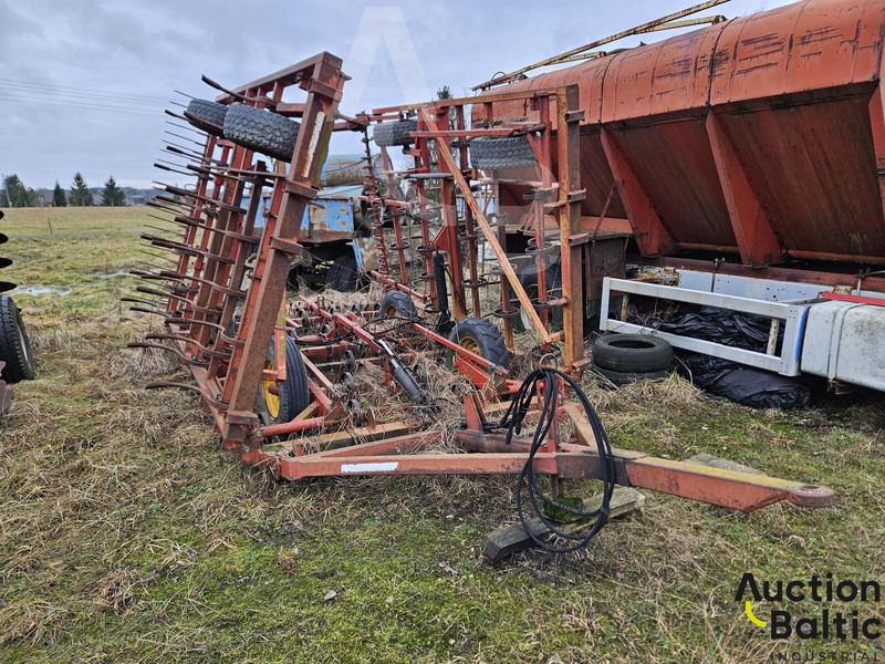 Vaderstad - مسلفة: صور 1 Vaderstad - مسلفة: صور 1