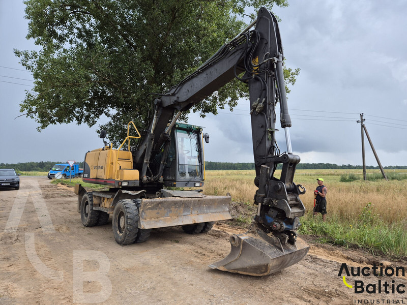 Volvo EW 140 C - حفارة على عجلات: صور 3 Volvo EW 140 C - حفارة على عجلات: صور 3