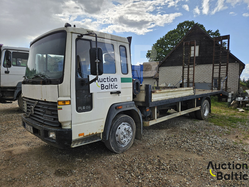 Volvo FL 608 - سيارة السحب للتصليح: صور 1 Volvo FL 608 - سيارة السحب للتصليح: صور 1