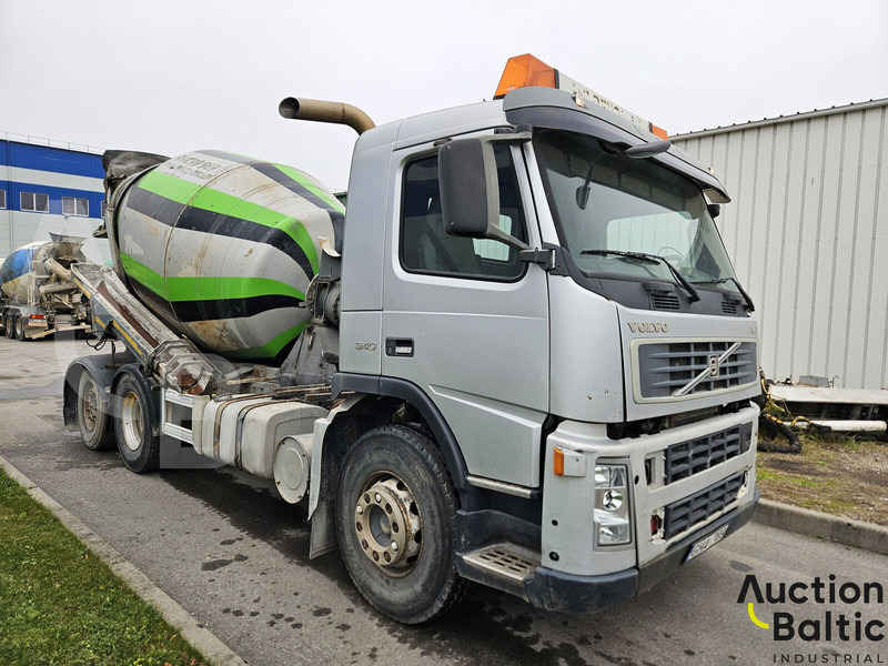 Volvo FM9 - شاحنة خلاطة خرسانة: صور 1 Volvo FM9 - شاحنة خلاطة خرسانة: صور 1