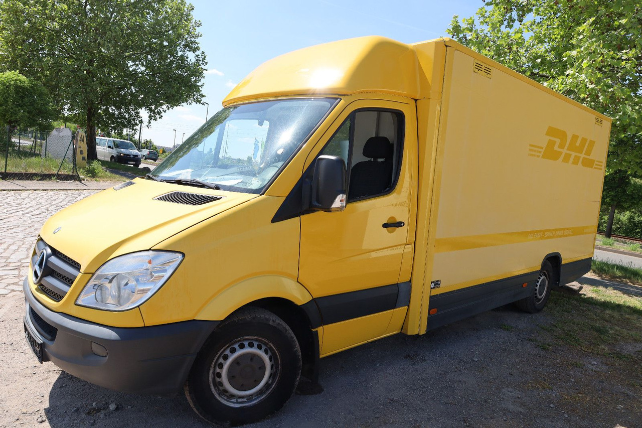 Mercedes-Benz Sprinter II Pritsche/ Koffer/Regalsystem - الشاحنات الصغيرة صندوق مغلق: صور 2 Mercedes-Benz Sprinter II Pritsche/ Koffer/Regalsystem - الشاحنات الصغيرة صندوق مغلق: صور 2
