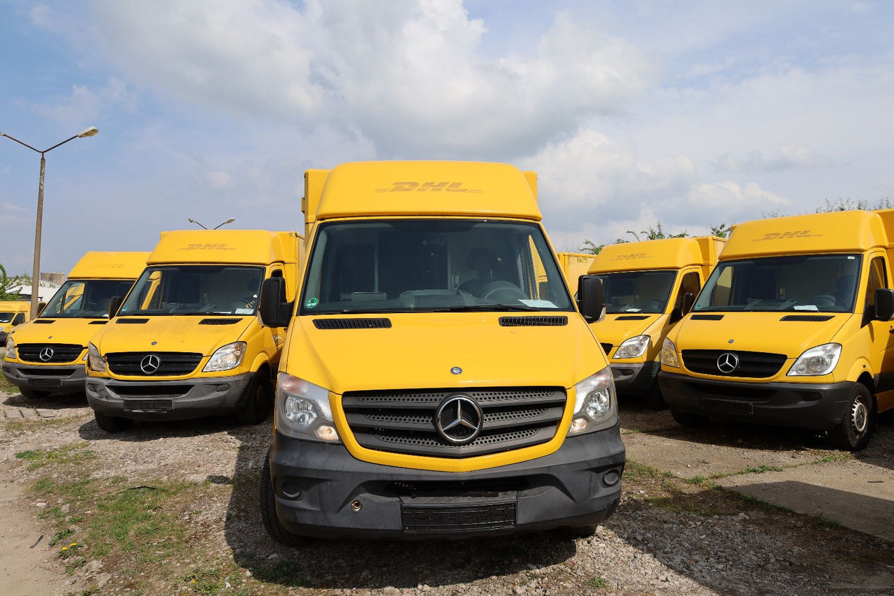Mercedes-Benz Sprinter II Pritsche/ Koffer/Regalsystem - الشاحنات الصغيرة صندوق مغلق: صور 1 Mercedes-Benz Sprinter II Pritsche/ Koffer/Regalsystem - الشاحنات الصغيرة صندوق مغلق: صور 1