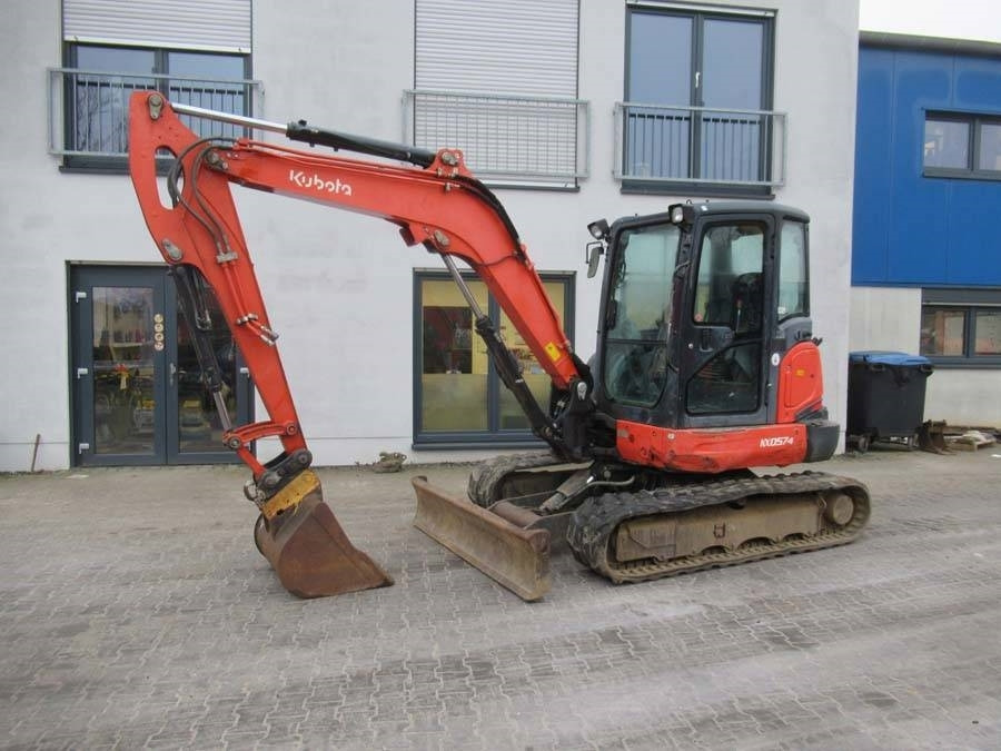 Kubota KX 057-4 - حفارة مصغرة: صور 1 Kubota KX 057-4 - حفارة مصغرة: صور 1