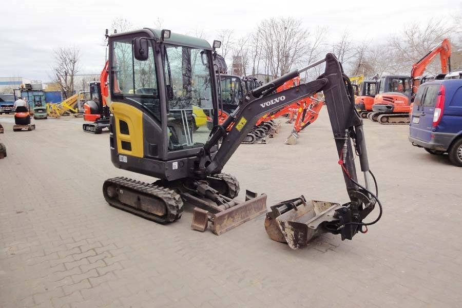 Volvo EC18D Löffelpaket - حفارة مصغرة: صور 2 Volvo EC18D Löffelpaket - حفارة مصغرة: صور 2