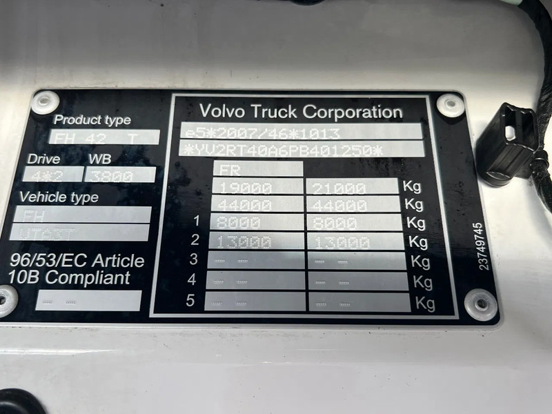 Volvo FH 500 XL CAB**FH 500 TURBO COMPOUND*Model 2023 - شاحنة جرار: صور 5 Volvo FH 500 XL CAB**FH 500 TURBO COMPOUND*Model 2023 - شاحنة جرار: صور 5