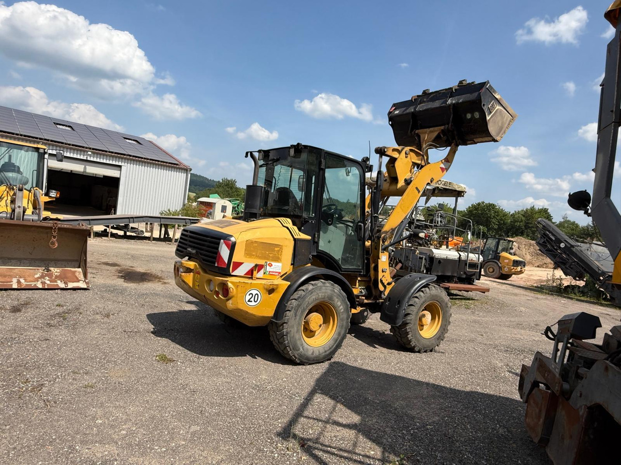 Caterpillar 908 H 2 units CAT908H - اللودر بعجل: صور 2 Caterpillar 908 H 2 units CAT908H - اللودر بعجل: صور 2