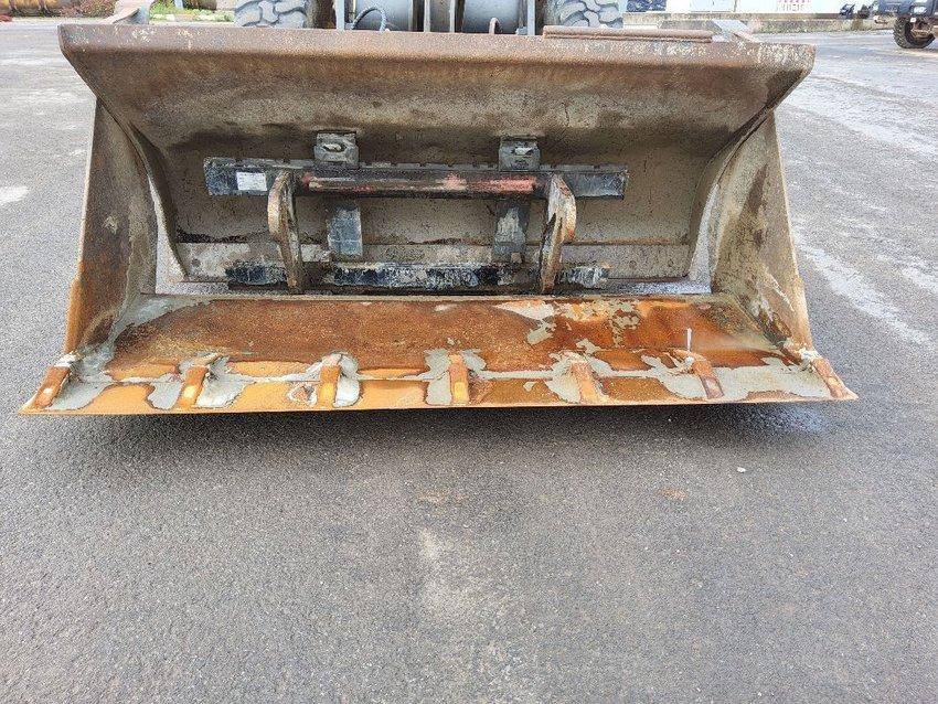 Volvo L 30 B-Z/K incl. 3-1-shovel and pal.-fork - اللودر بعجل: صور 5 Volvo L 30 B-Z/K incl. 3-1-shovel and pal.-fork - اللودر بعجل: صور 5