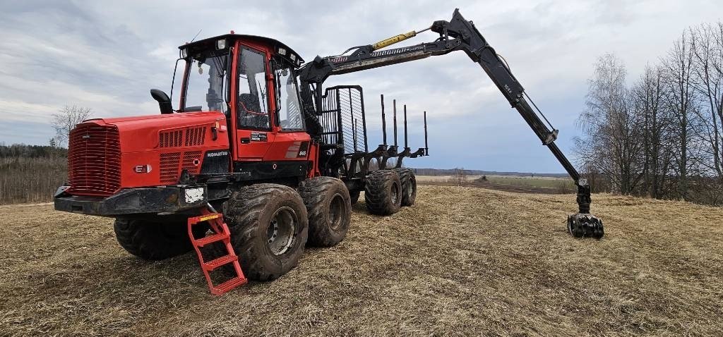 Komatsu 845 - شاحنات نقل الأخشاب في الغابات: صور 1 Komatsu 845 - شاحنات نقل الأخشاب في الغابات: صور 1