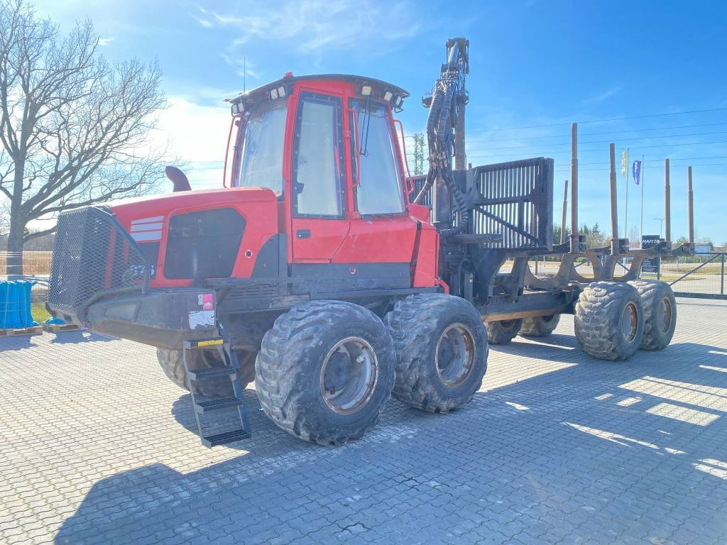 Komatsu 875 - شاحنات نقل الأخشاب في الغابات: صور 1 Komatsu 875 - شاحنات نقل الأخشاب في الغابات: صور 1