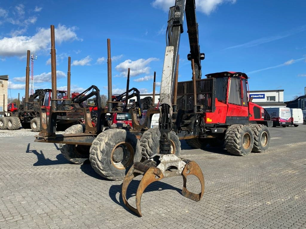 Komatsu 875 - شاحنات نقل الأخشاب في الغابات: صور 4 Komatsu 875 - شاحنات نقل الأخشاب في الغابات: صور 4